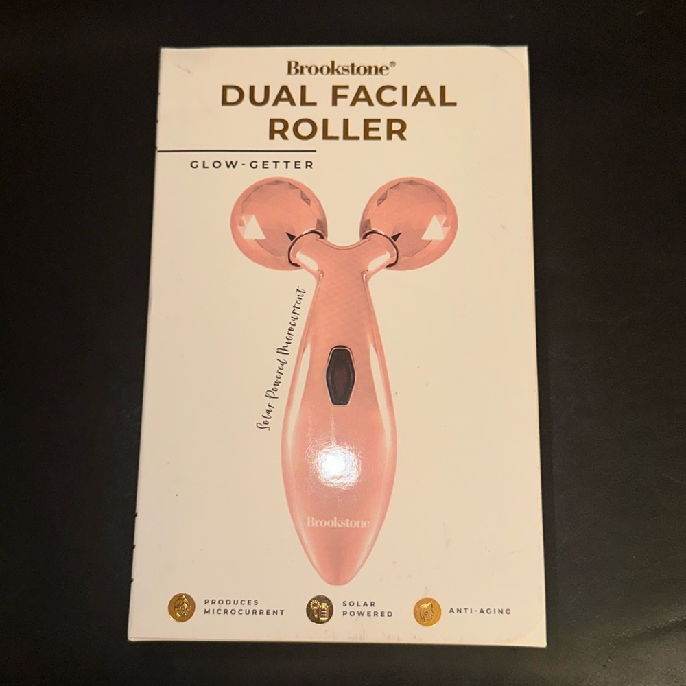 Dual Facial Roller